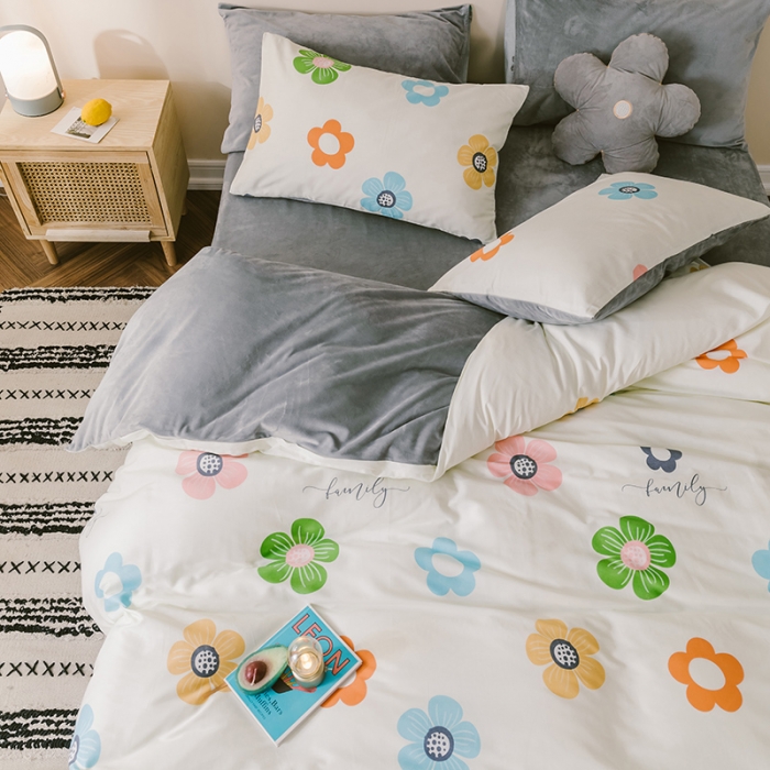 91家纺网 家纺一手货源 找家纺 2019新款13372棉加绒花卉系列四件套 多彩花