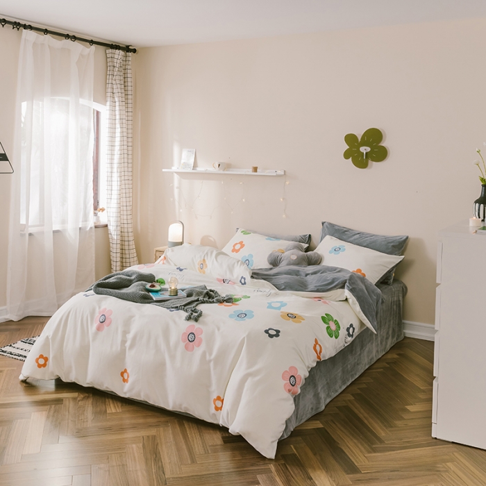 91家纺网 家纺一手货源 找家纺 2019新款13372棉加绒花卉系列四件套 多彩花