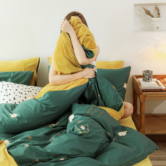 91家纺网 家纺一手货源 找家纺 昔可 2019新款13372棉加绒花卉系列四件套 绿花