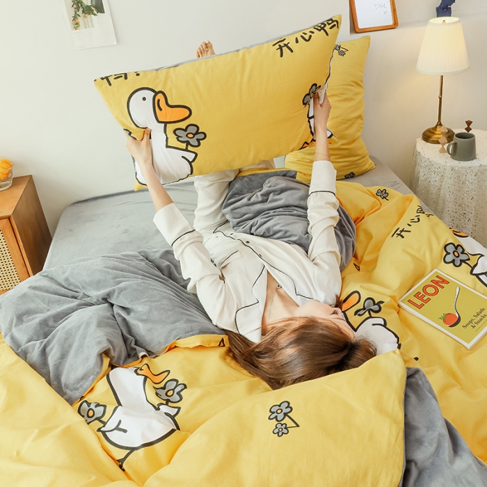 91家纺网 家纺一手货源 找家纺 昔可 2019新款13372棉加绒卡通系列四件套 加油鸭