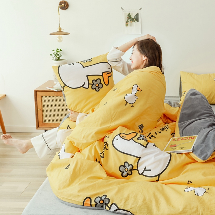 91家纺网 家纺一手货源 找家纺 昔可 2019新款13372棉加绒卡通系列四件套 加油鸭