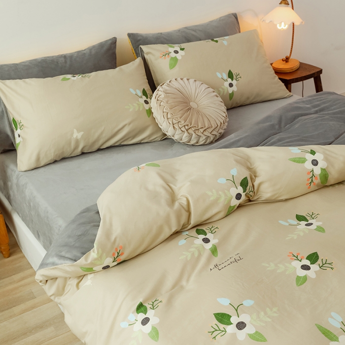 91家纺网 家纺一手货源 找家纺 昔可 2019新款13372棉加绒花卉系列四件套 蝴蝶花