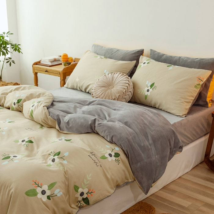 91家纺网 家纺一手货源 找家纺 昔可 2019新款13372棉加绒花卉系列四件套 蝴蝶花