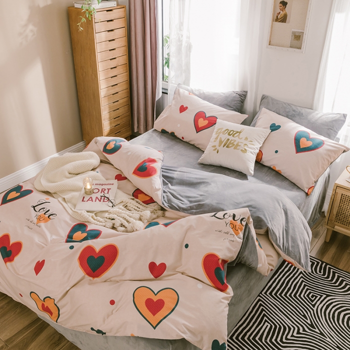 91家纺网 家纺一手货源 找家纺 昔可2019新款13372棉加绒简约系列四件套 LOVE爱心