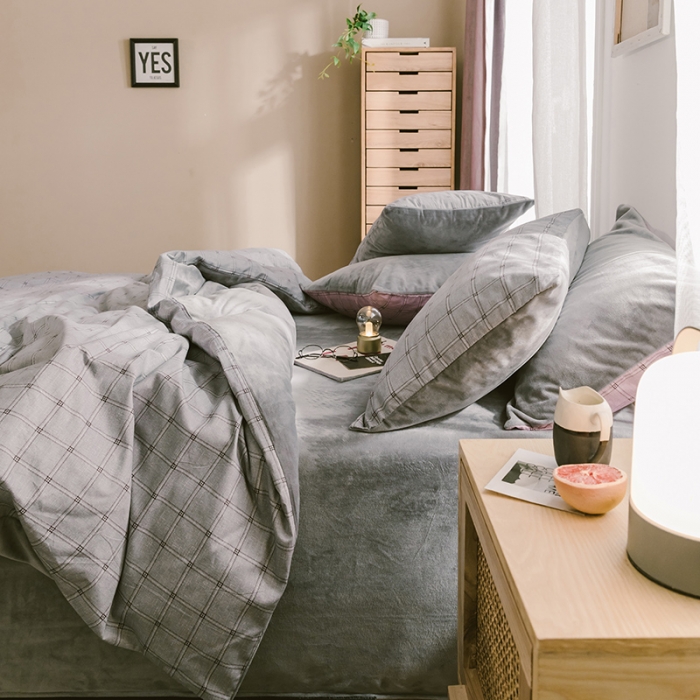 91家纺网 家纺一手货源 找家纺 昔可 2019新款13372棉加绒简约系列四件套 灰格子