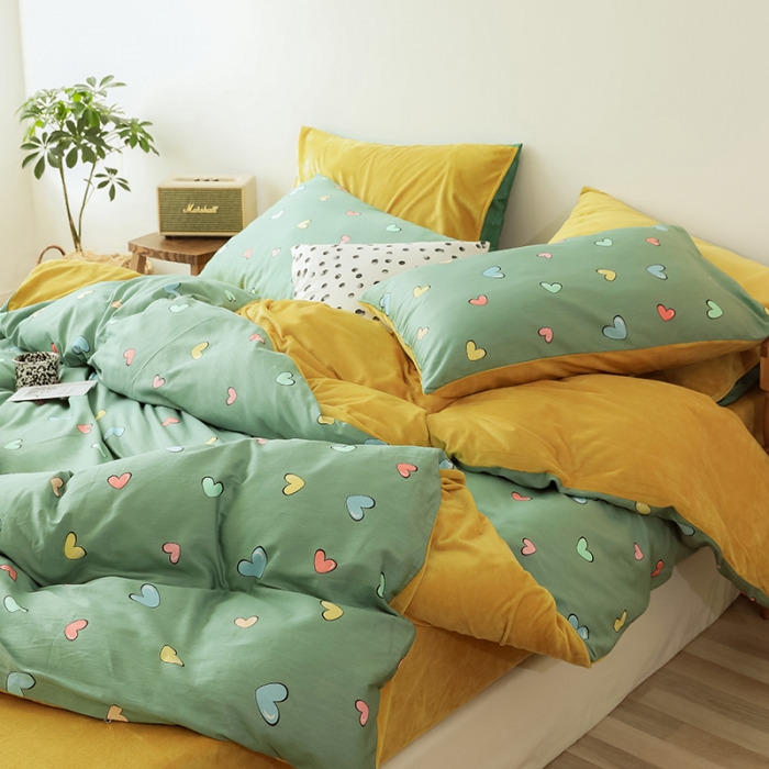 91家纺网 家纺一手货源 找家纺 昔可2019新款13372棉加绒简约系列四件套 七彩爱心-绿