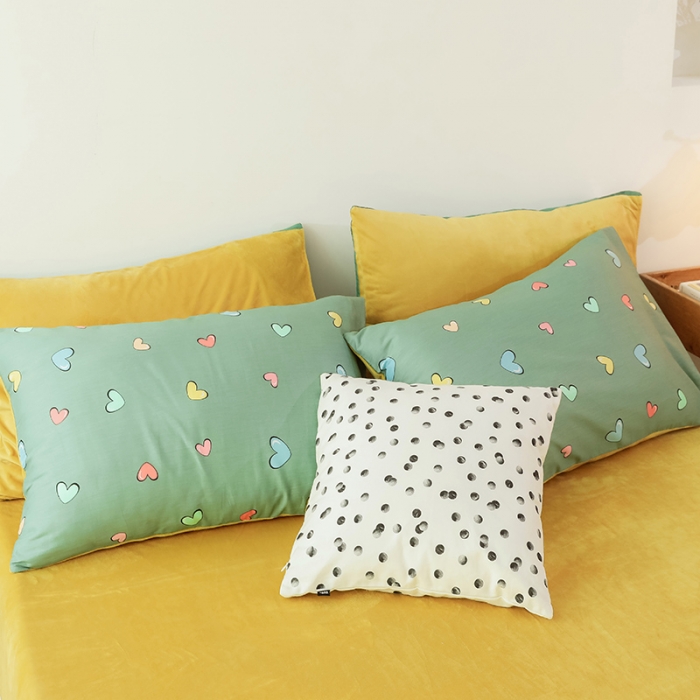 91家纺网 家纺一手货源 找家纺 昔可2019新款13372棉加绒简约系列四件套 七彩爱心-绿