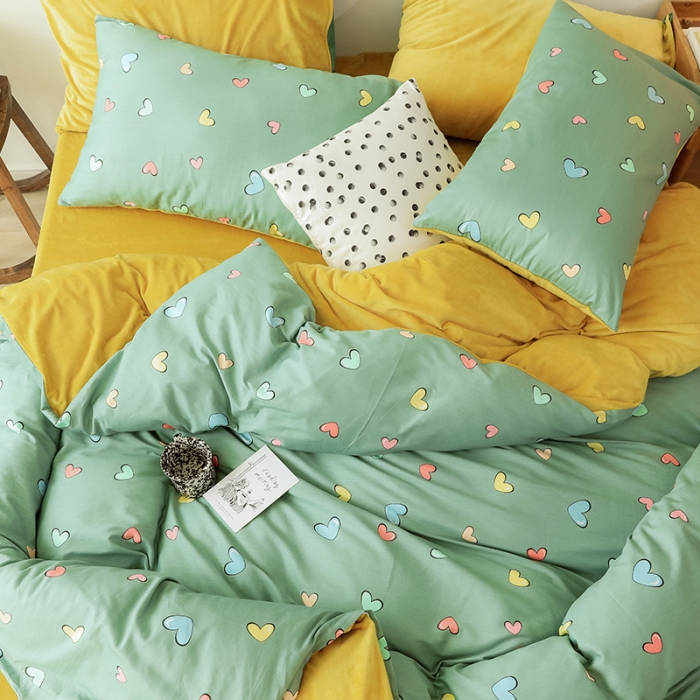 91家纺网 家纺一手货源 找家纺 昔可2019新款13372棉加绒简约系列四件套 七彩爱心-绿