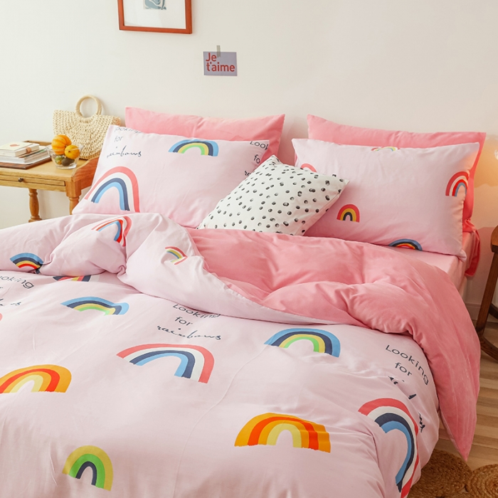 91家纺网 家纺一手货源 找家纺 昔可 2019新款13372棉加绒卡通系列四件套 彩虹-粉