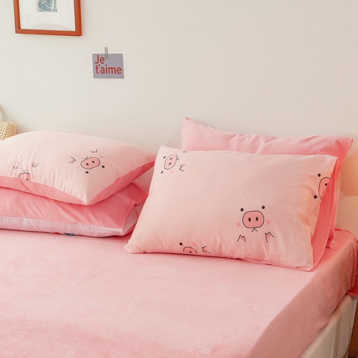 91家纺网 家纺一手货源 找家纺 昔可 2019新款13372棉加绒卡通系列四件套 粉猪猪