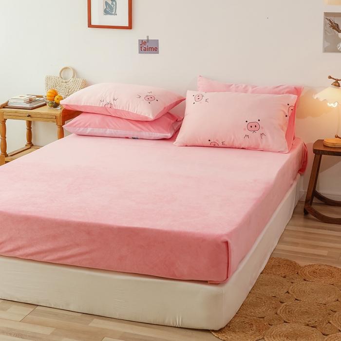 91家纺网 家纺一手货源 找家纺 昔可 2019新款13372棉加绒卡通系列四件套 粉猪猪