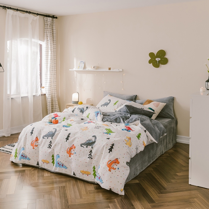 91家纺网 家纺一手货源 找家纺 昔可 2019新款13372棉加绒卡通系列四件套 滑板恐龙