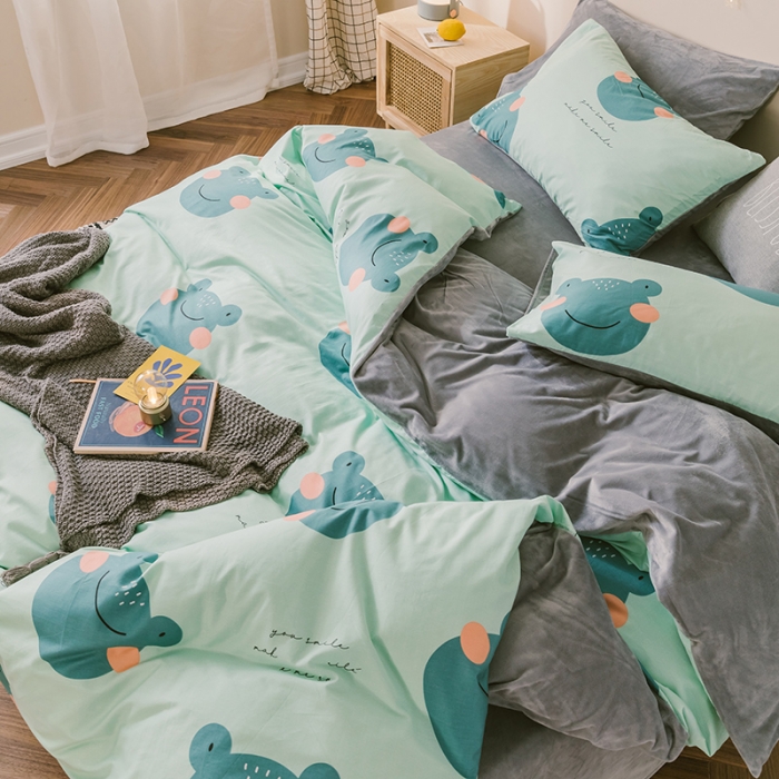 91家纺网 家纺一手货源 找家纺 昔可2019新款13372棉加绒卡通系列四件套 快乐的小青蛙