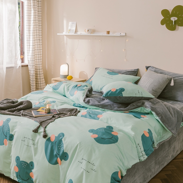 91家纺网 家纺一手货源 找家纺 昔可2019新款13372棉加绒卡通系列四件套 快乐的小青蛙