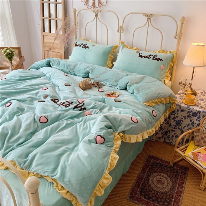 91家纺网 家纺一手货源 找家纺 昔可 2019新款COCO宝宝绒毛巾绣四件套实拍图 豆绿