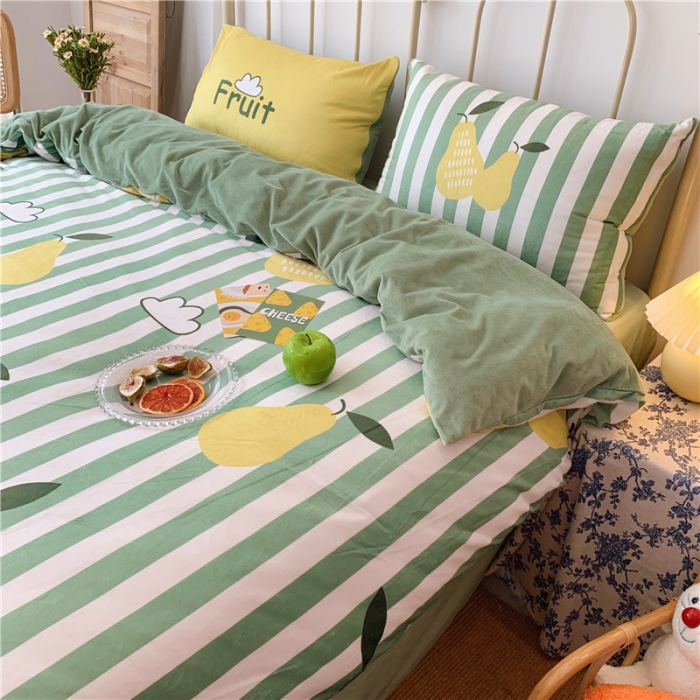 91家纺网 家纺一手货源 找家纺 昔可 2019新款设计师款韩国宝宝绒大版四件套 条纹雪梨