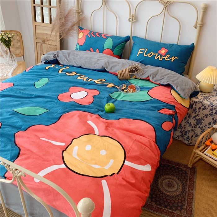 91家纺网 家纺一手货源 找家纺 昔可 2019新款设计师款韩国宝宝绒大版四件套 笑脸花