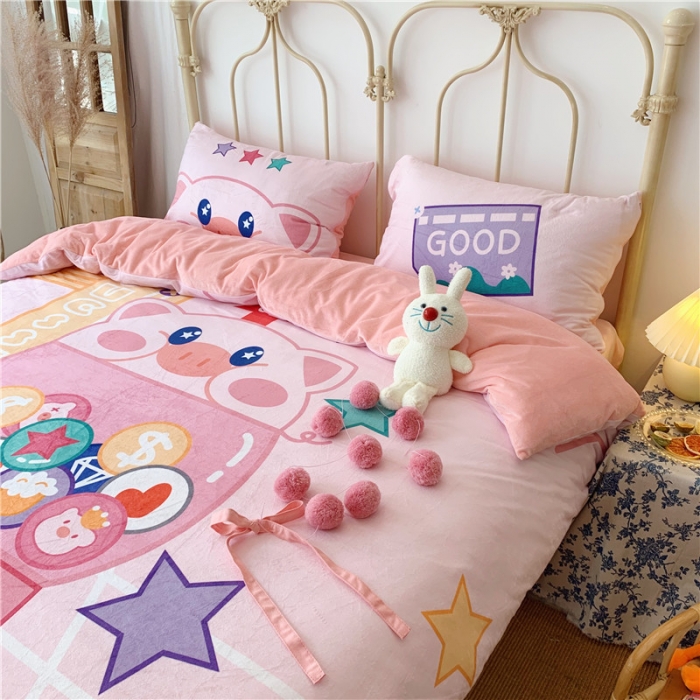 91家纺网 家纺一手货源 找家纺 昔可 2019新款设计师款韩国宝宝绒大版四件套 游戏猪猪