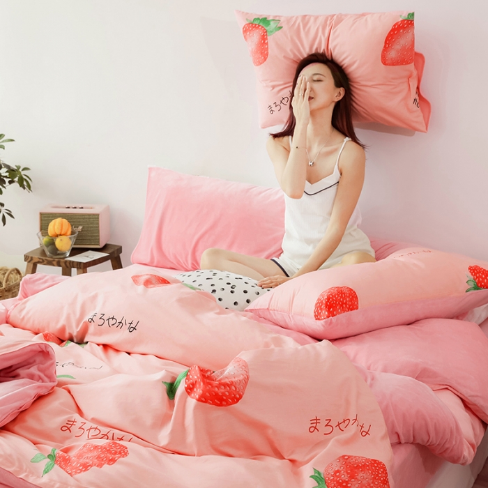 91家纺网 家纺一手货源 找家纺 昔可 2019新款13372棉加绒水果系列四件套 大草莓