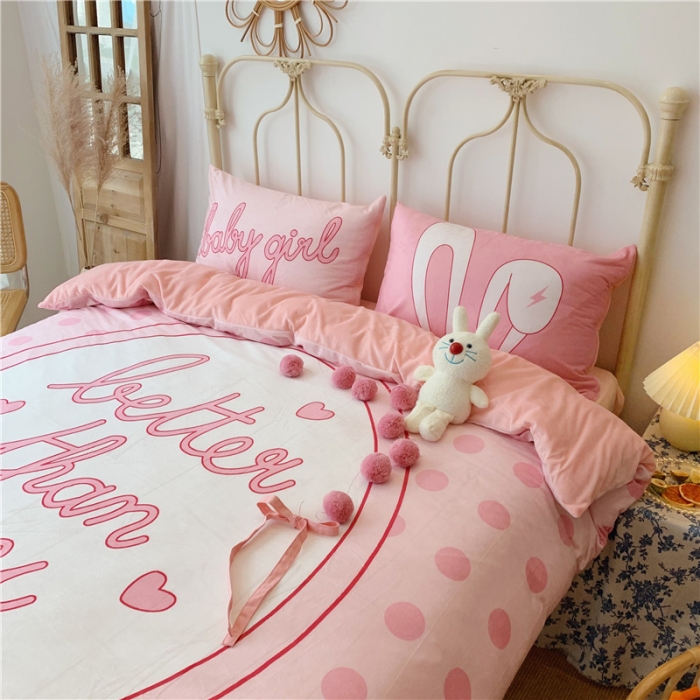 91家纺网 家纺一手货源 找家纺 昔可 2019新款设计师款韩国宝宝绒大版四件套 粉波点