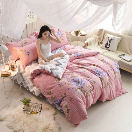 91家纺网 家纺一手货源 找家纺 芃成家纺 磨毛水洗棉四件套 蓝语迷情-粉