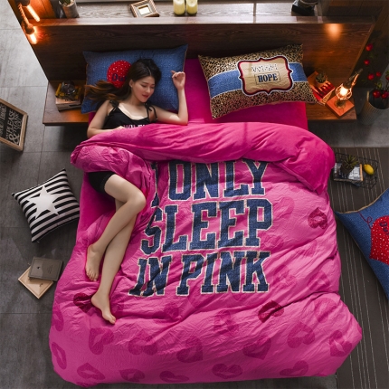 芃成家纺 磨毛水洗棉平网印花拼水晶绒四件套倾心