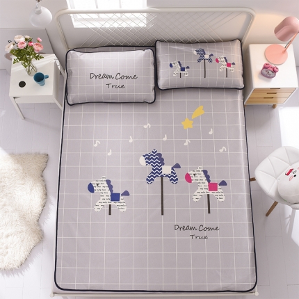 91家纺网 家纺一手货源 找家纺  芃成家纺 2020新款冰丝凉席 小马家族