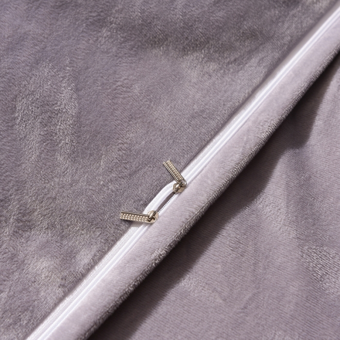 91家纺网 家纺一手货源 找家纺 芃成家纺 5D雕花绒四件套 蒂安娜随机花边