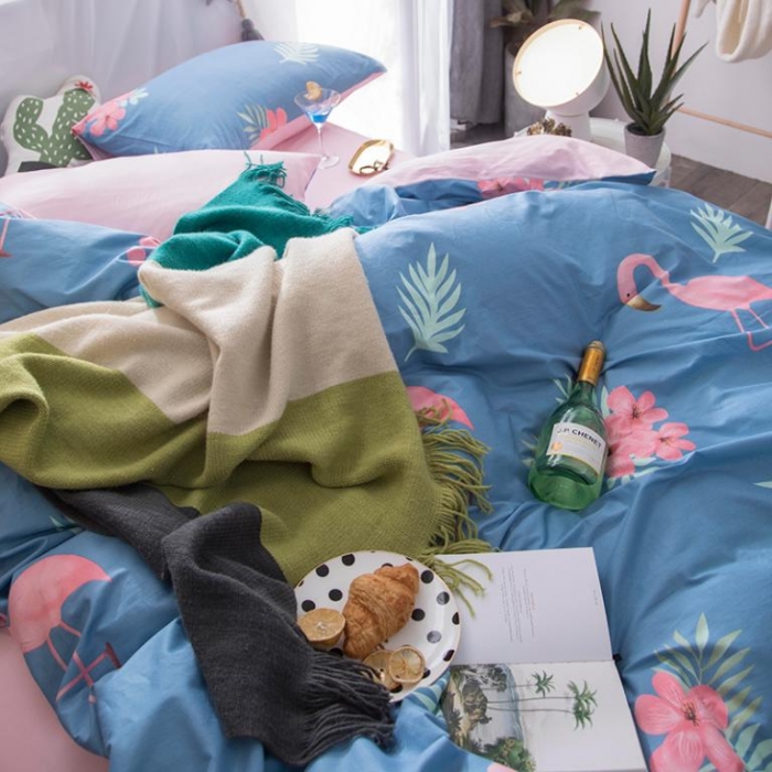 91家纺网 家纺一手货源 找家纺  芃成家纺 2020全棉133X72圆网四件套 蓝纯色火鸟