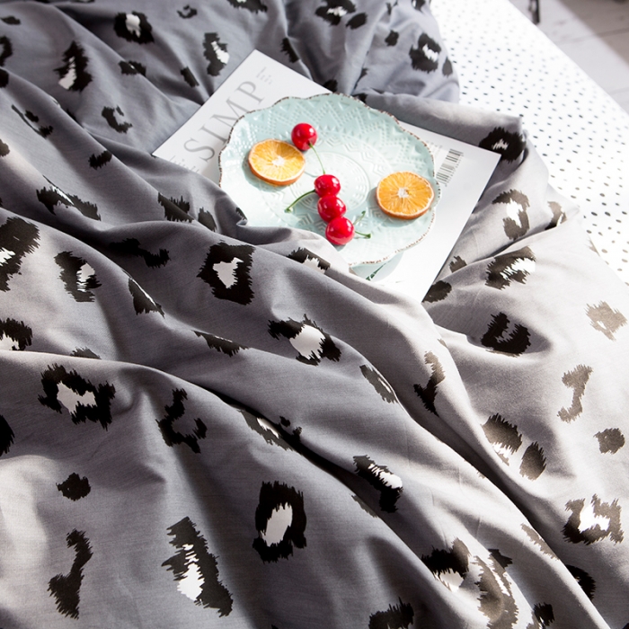 91家纺网 家纺一手货源 找家纺 芃成 2020新款全棉13070四件套 豹纹