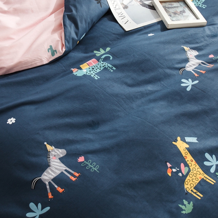 91家纺网 家纺一手货源 找家纺 芃成 2020新款洛卡全棉12868单被套 格林童趣