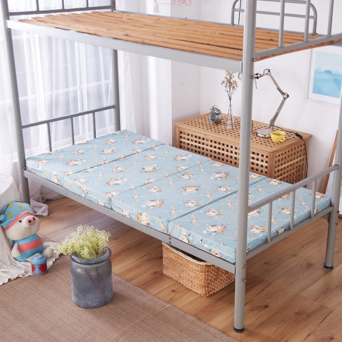 91家纺网 家纺一手货源 找家纺 美达家纺 四折床垫古典蓝