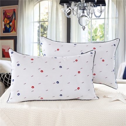 91家纺网 家纺一手货源 找家纺 贤内助家纺 红唇友爱单边枕枕芯枕头