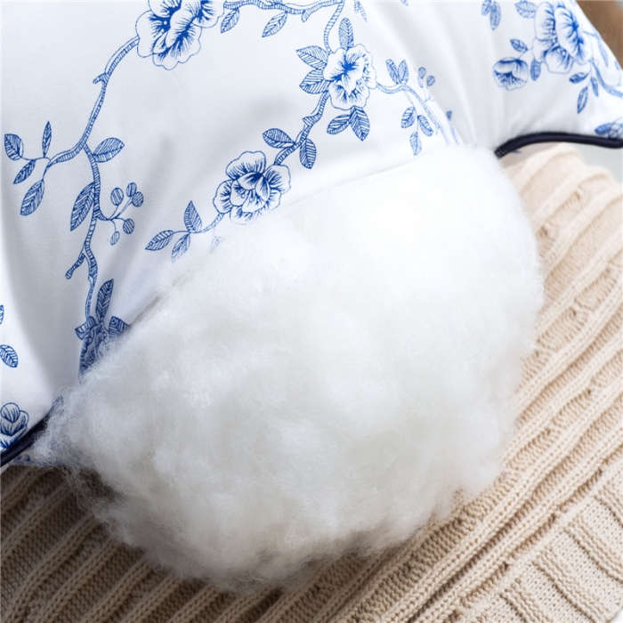 91家纺网 家纺一手货源 找家纺 贤内助家纺 青花瓷舒适枕枕芯枕头