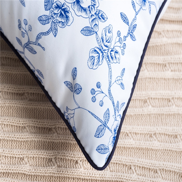 91家纺网 家纺一手货源 找家纺 贤内助家纺 青花瓷舒适枕枕芯枕头