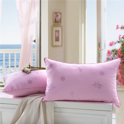 91家纺网 家纺一手货源 找家纺 贤内助家纺 印花羽丝绒枕-粉枕芯枕头