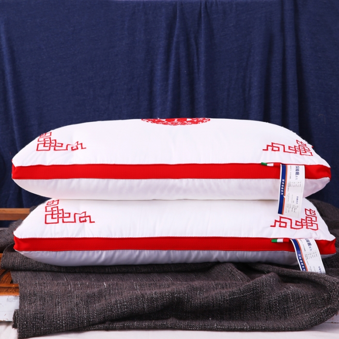 91家纺网 家纺一手货源 找家纺 贤内助家纺 婚庆枕中国风枕芯枕头羽丝枕安睡枕舒适枕保健枕