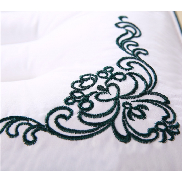 91家纺网 家纺一手货源 找家纺 贤内助 全棉奢绣羽丝定型枕舒适枕安睡枕枕芯枕头 蓝色