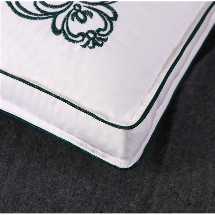 91家纺网 家纺一手货源 找家纺 贤内助 全棉奢绣羽丝定型枕舒适枕安睡枕枕芯枕头 蓝色