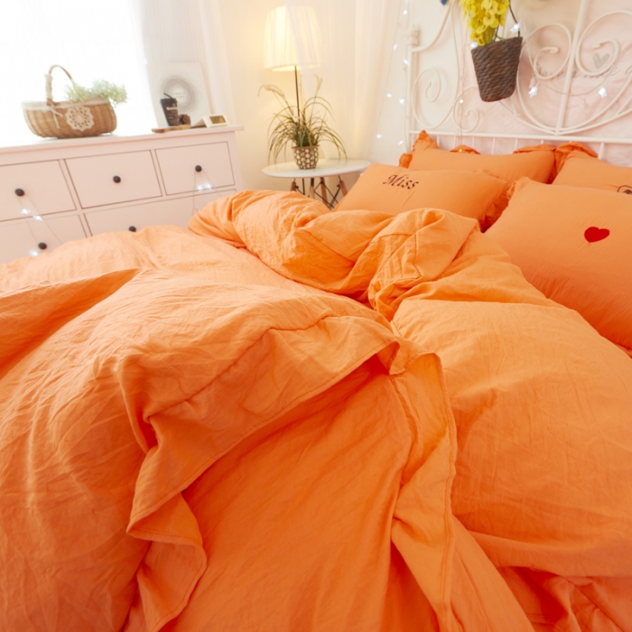 91家纺网 家纺一手货源 找家纺 简爱家纺 2025新款水洗棉绣花四件套床单款 miss橘色