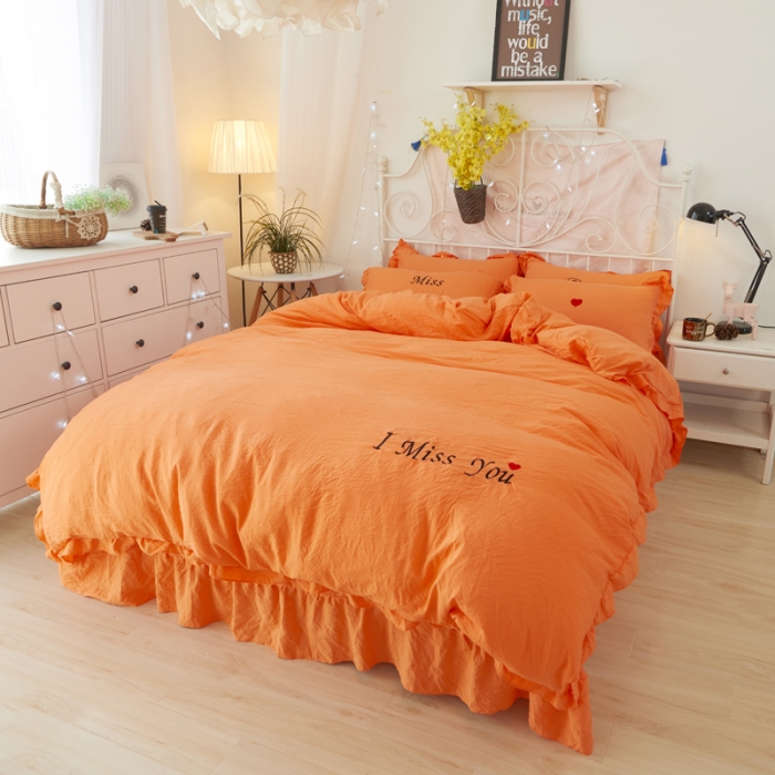 91家纺网 家纺一手货源 找家纺 简爱家纺 2025新款水洗棉绣花四件套床单款 miss橘色