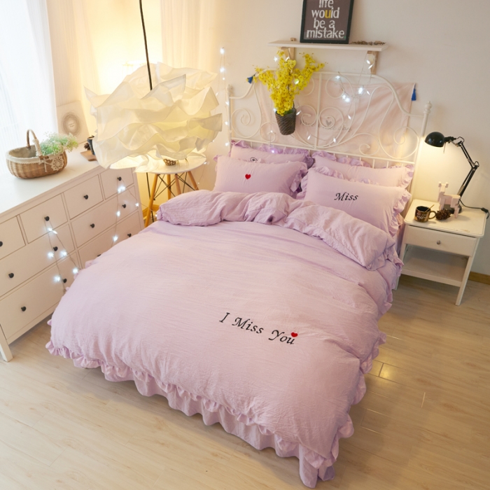 91家纺网 家纺一手货源 找家纺 简爱家纺 2025新款水洗棉绣花四件套床单款 miss浅紫