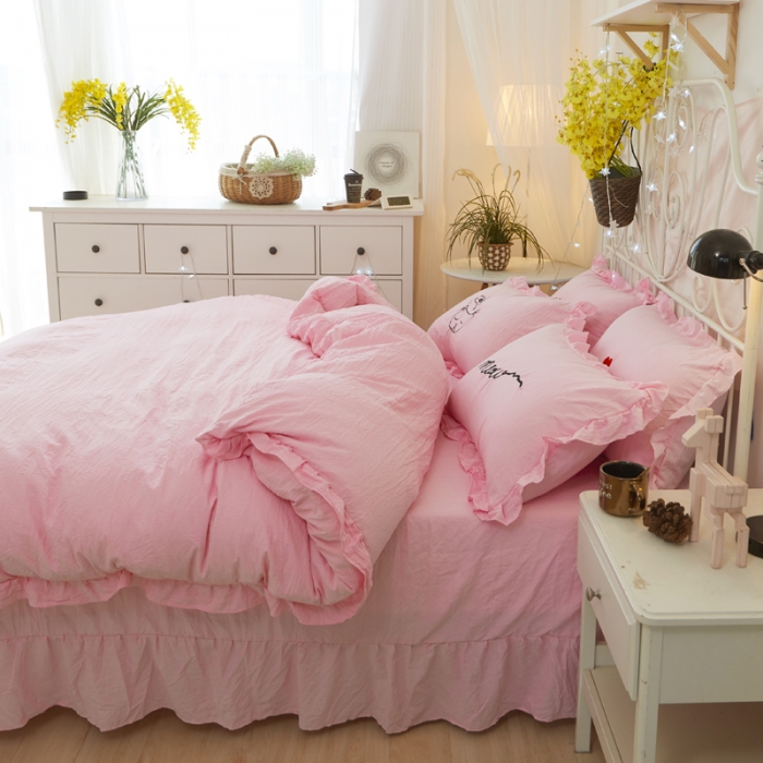 91家纺网 家纺一手货源 找家纺 简爱家纺 2025新款水洗棉绣花四件套床单款 萌猫粉红