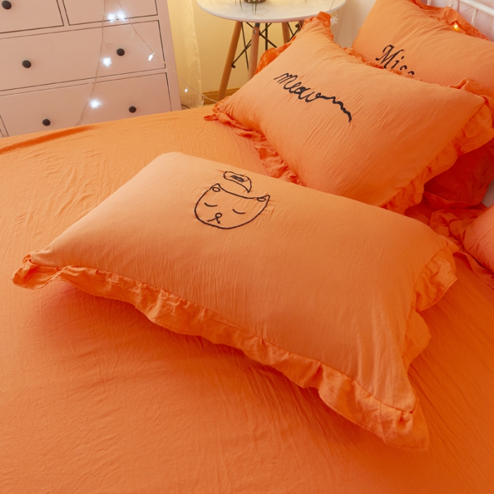 91家纺网 家纺一手货源 找家纺 简爱家纺 2025新款水洗棉绣花四件套床单款 萌猫橘色