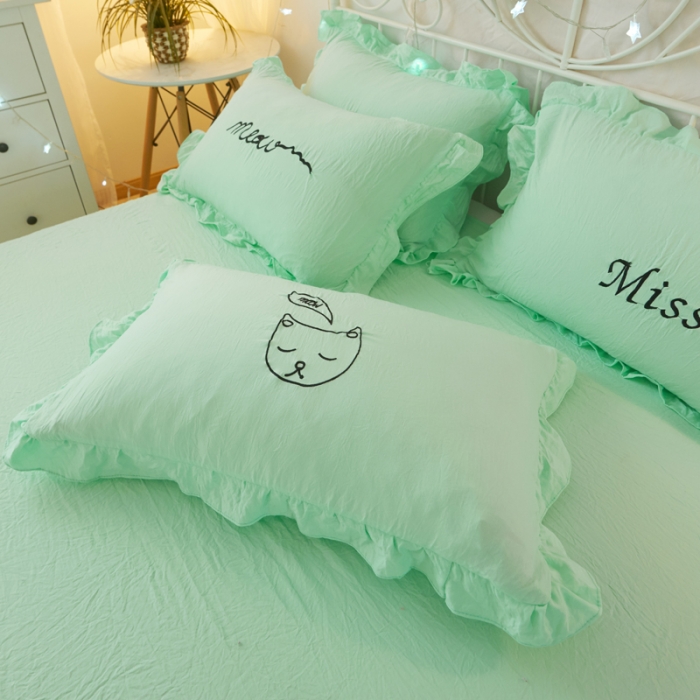 91家纺网 家纺一手货源 找家纺 简爱家纺 2025新款水洗棉绣花四件套床单款 萌猫蓝色