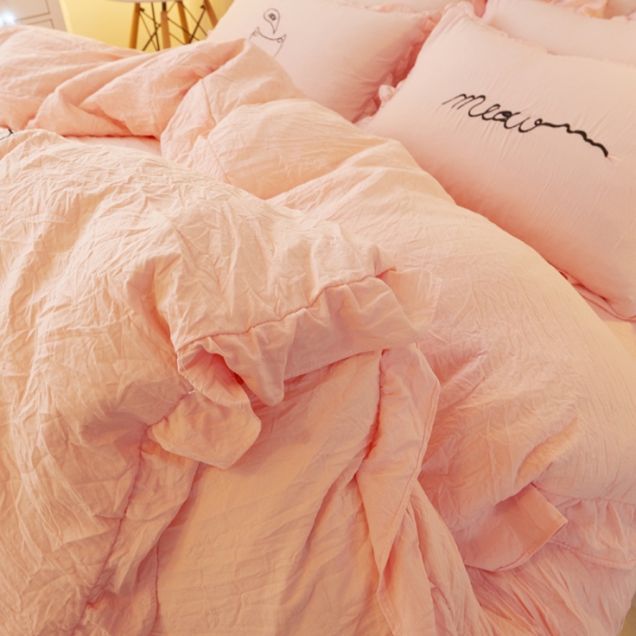 91家纺网 家纺一手货源 找家纺 简爱家纺 2025新款水洗棉绣花四件套床单款 萌猫玉色