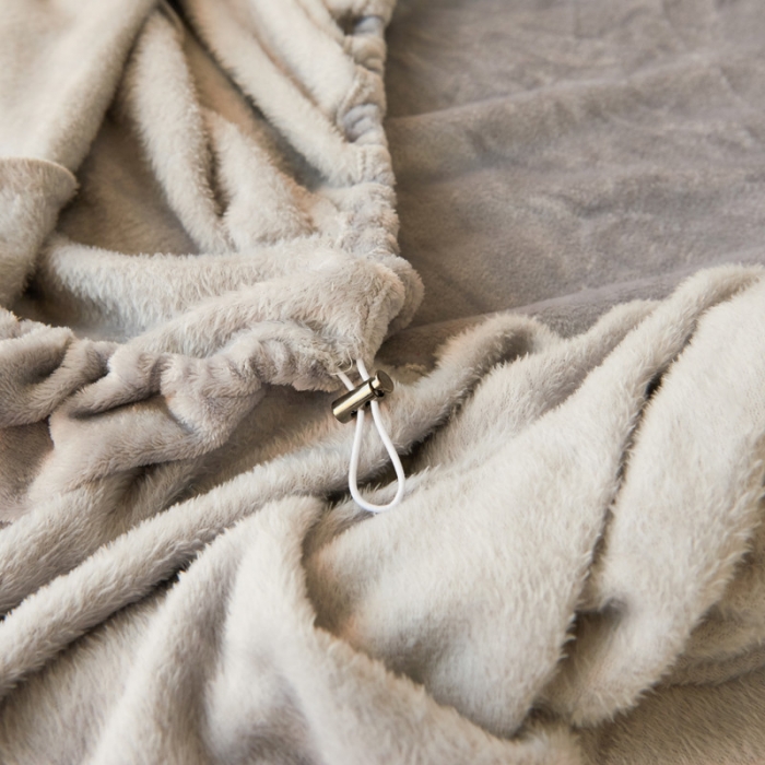 91家纺网 家纺一手货源 找家纺 简爱家纺 2025新款纯色法莱绒单床笠 银灰