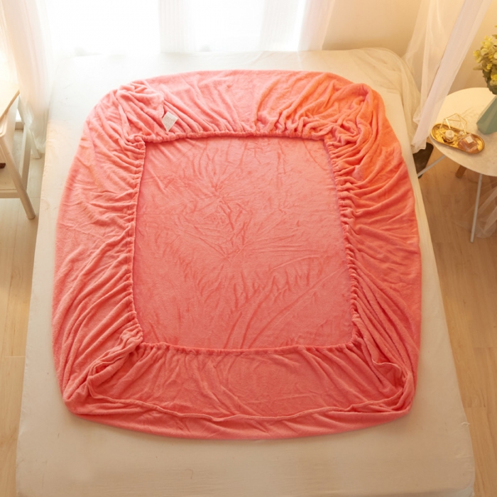 91家纺网 家纺一手货源 找家纺 简爱家纺 2025新款纯色法莱绒单床笠 夕阳红