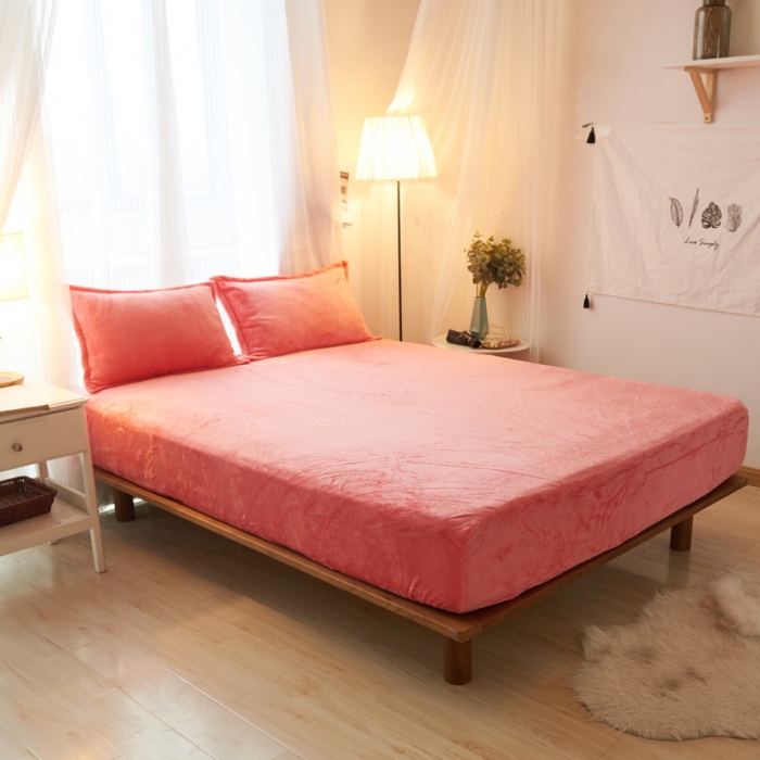 91家纺网 家纺一手货源 找家纺 简爱家纺 2025新款纯色法莱绒单床笠 夕阳红