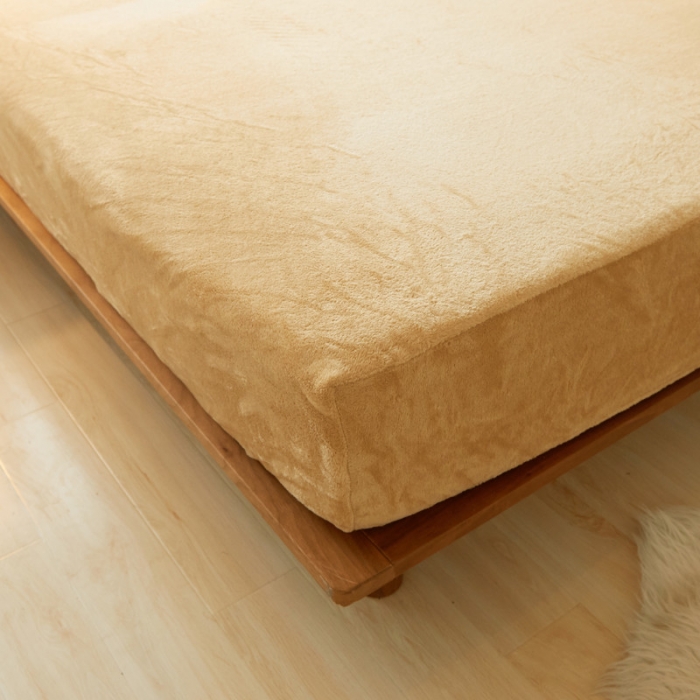 91家纺网 家纺一手货源 找家纺 简爱家纺 2025新款纯色法莱绒单床笠 驼色